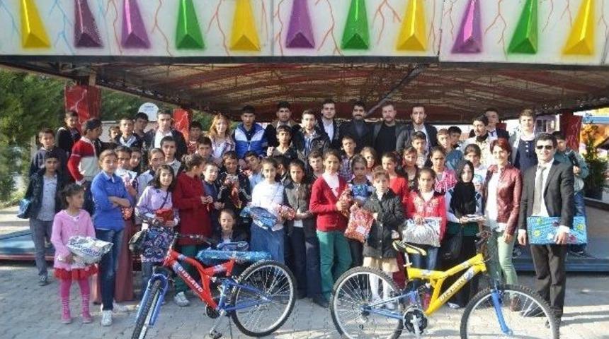 G&ouml;n&uuml;ll&uuml; Kalem, "dilek At&ouml;lyesi" Projesini Başlattı