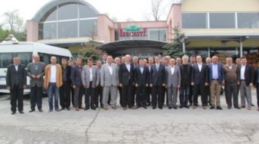 Vali Ali İhsan Su, D&uuml;zceli Şof&ouml;rlerle Bir Araya Geldi