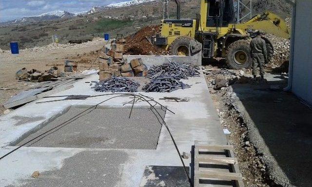 Toprağa Gömülen Bin 316 Kilogram Dinamit, Facia Olmadan Çıkarıldı