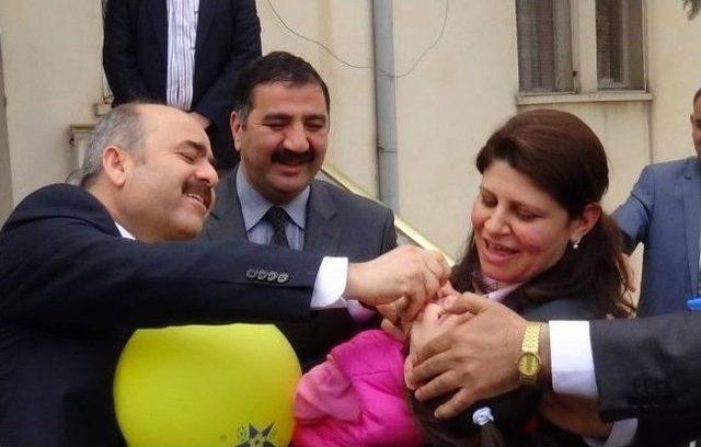 Siirt’te 100 Sağlık Görevlisiyle 1 Haftalık Aşı Kampanyası Başlatıldı 1