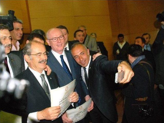 Chp li Belediye Başkanlarından Mazbatalı Selfie 2