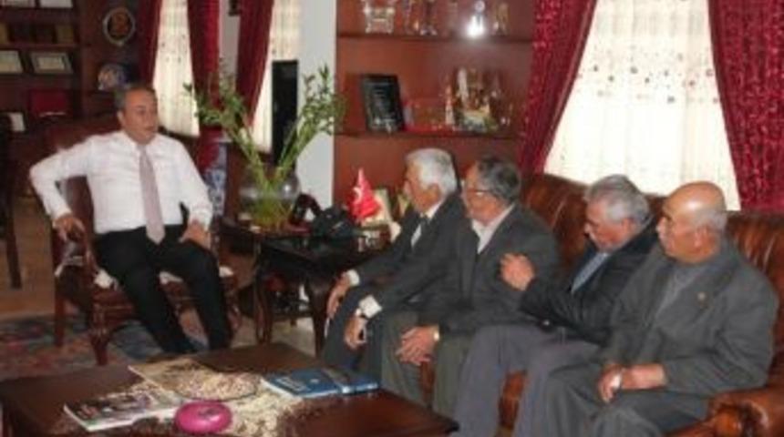 Ziraat Odası Y&ouml;neticilerinden &Uuml;nver&rsquo;e Hayırlı Olsun Ziyareti