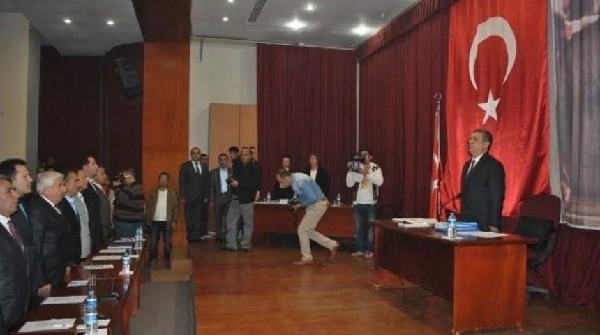 Kuşadası&rsquo;nda İlk Meclis Toplantısı