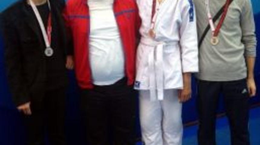 G&ouml;rme Engelli Judocular T&uuml;rkiye Şampiyonu Oldu