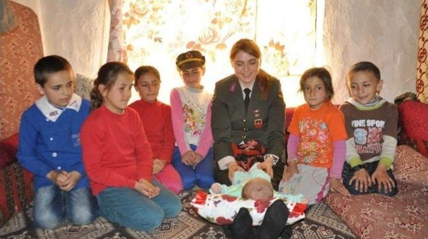 Jandarmadan &ldquo;hoş Geldin Melek Sefalar Getirdin&rdquo; Projesine Destek