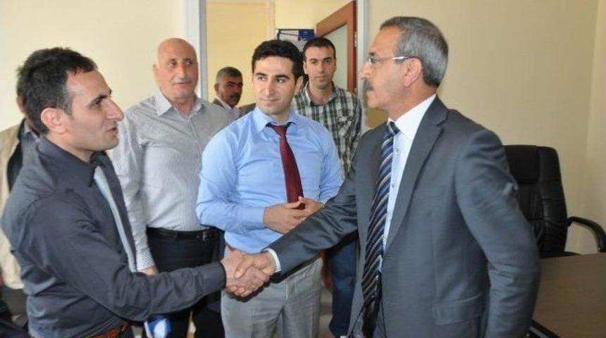 Bağlar Belediye Eş Başkanları Mazbatalarını Alarak G&ouml;reve Başladı