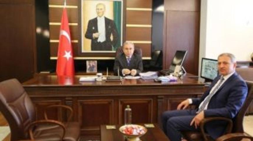 Başkan Dişli'den Vali B&uuml;y&uuml;k&rsquo;e Ziyaret