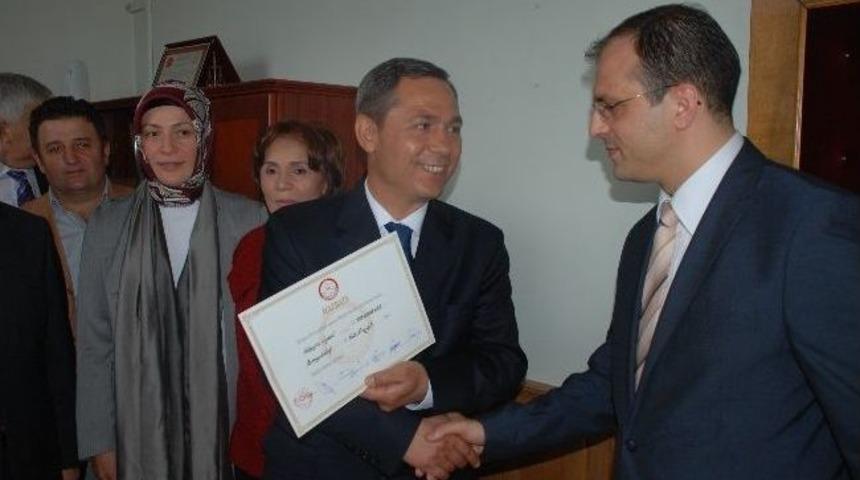 Kdz. Ereğli'nin Yeni Belediye Başkanı H&uuml;seyin Uysal Mazbatasını Aldı