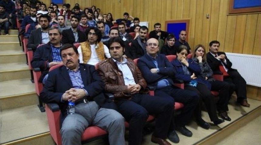 Aksaray &Uuml;niversitesi'nde Panel