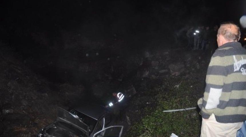 Bebek G&ouml;rmeye Giderken Hastanelik Oldular: 3 Yaralı