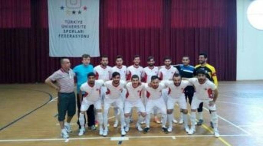 Kastamonu &Uuml;niversitesi Erkek Salon Futbolu Takımı&rsquo;ndan B&uuml;y&uuml;k Başarı