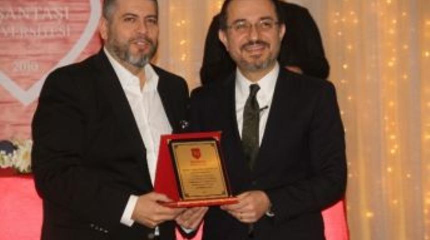 Acıbadem Hastanesi Y&ouml;netim Kurulu &Uuml;yesi Kuş: