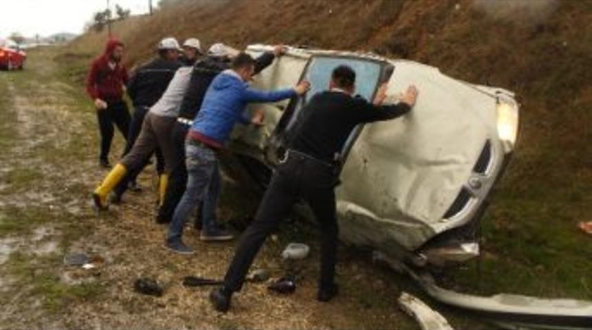 Kazada Ağır Yaralanan S&uuml;r&uuml;c&uuml; Hayatını Kaybetti