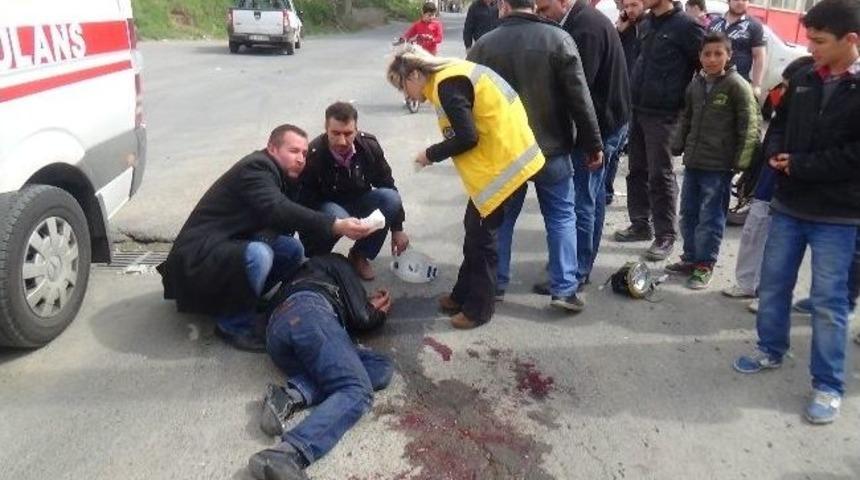 &Ccedil;orlu'da Trafik Kazası: 2 Yaralı