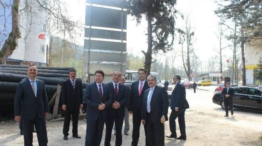 Tun&ccedil; Ve &Ccedil;ınar, Okul İnşaatında İnceleme Yaptı