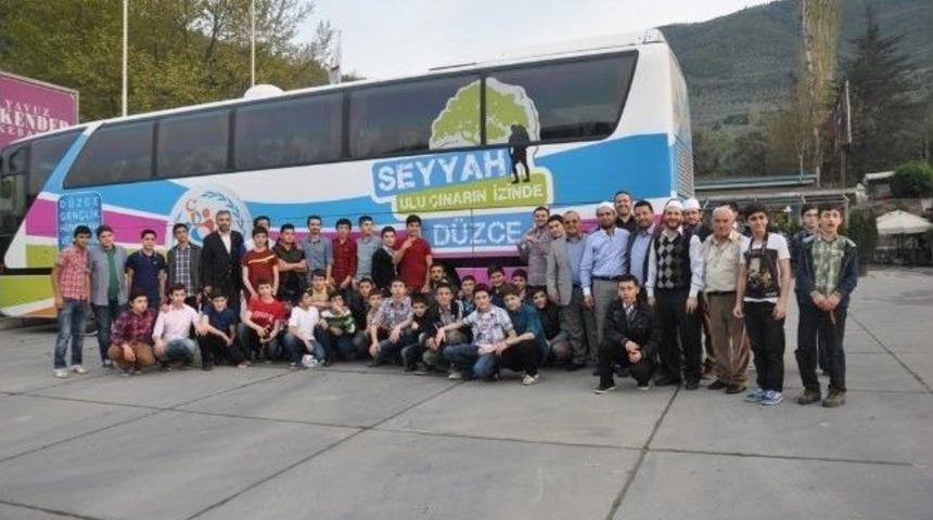 D&uuml;zceli Seyyahlar Osmanlı&rsquo;nın Başkentinde