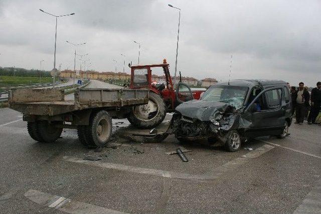 D&uuml;zce&rsquo;de Kaza 2 Yaralı 1