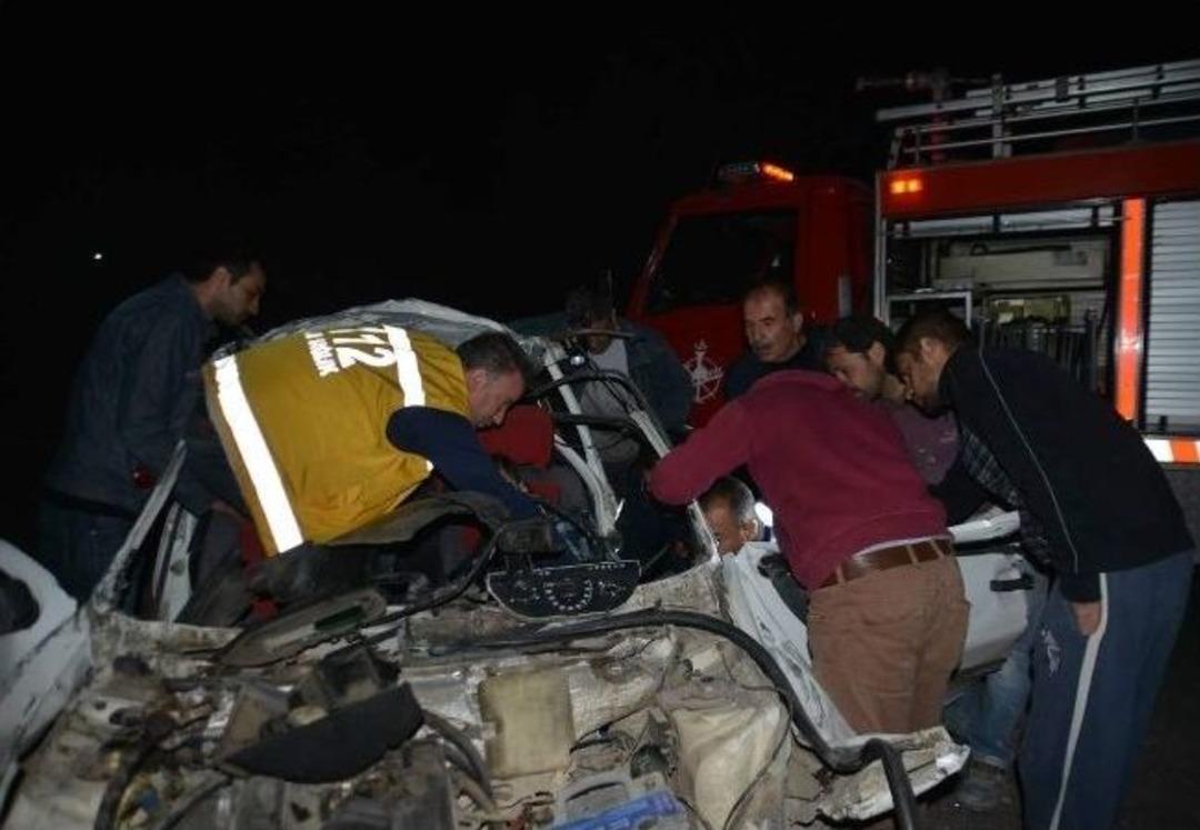 Kamyona &Ccedil;arpan Otomobilde Can Pazarı