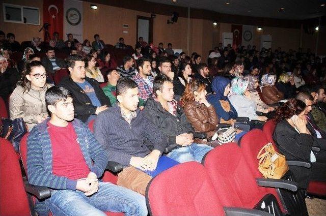 Iğdrı&rsquo;da &ldquo;gıda Bozulmaları Ve Gıda Zehirlenmeleri&rdquo; Konulu Konferansa &Ouml;ğrencilerden Yoğun İlgi 2