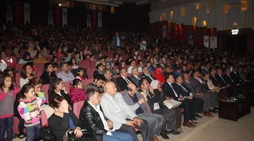 &lsquo;doğumdan &Ouml;l&uuml;me Ezgiler&rsquo; Adı Altında Konser D&uuml;zenlendi