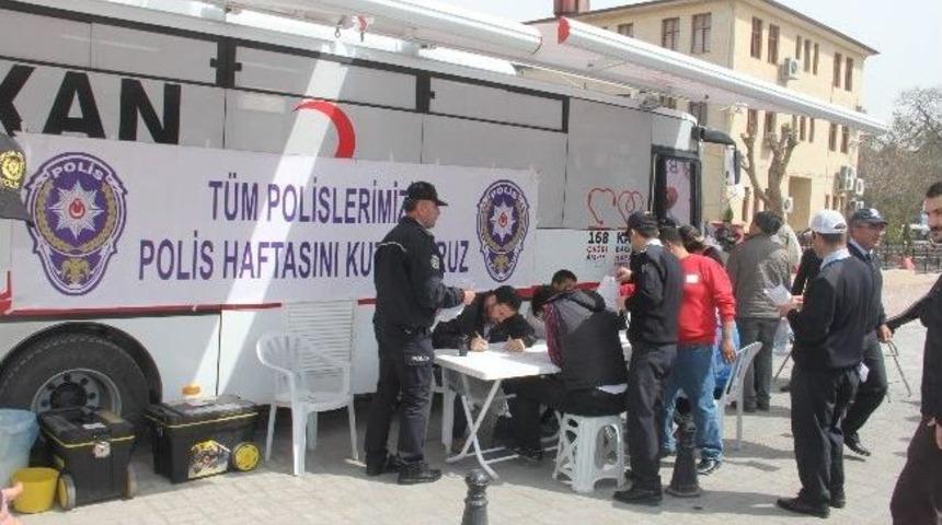 Iğdır&rsquo;da Polisler Kan Bağışında Bulundu