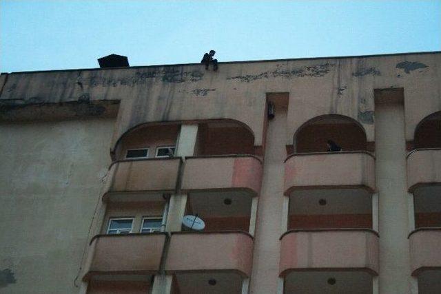 Gen&ccedil; Aşık İntihara Kalkıştı 2