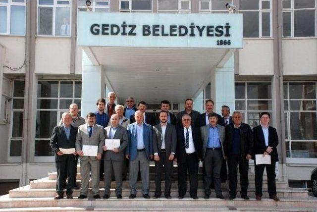 Gediz Belediye Başkanı Saraoğlu Mazbatasını Aldı