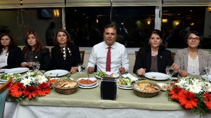 Başkan Uysal, &ldquo;meclisimiz Işık Sa&ccedil;ıyor&rdquo;