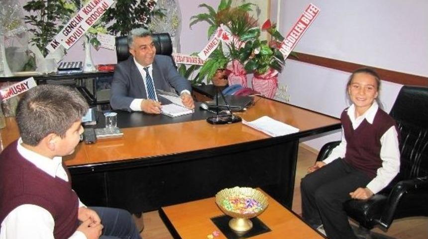 &Ouml;ğrenciler Başkan &Ccedil;alışkan&rsquo;dan Geri D&ouml;n&uuml;ş&uuml;m Konteynırı İstedi