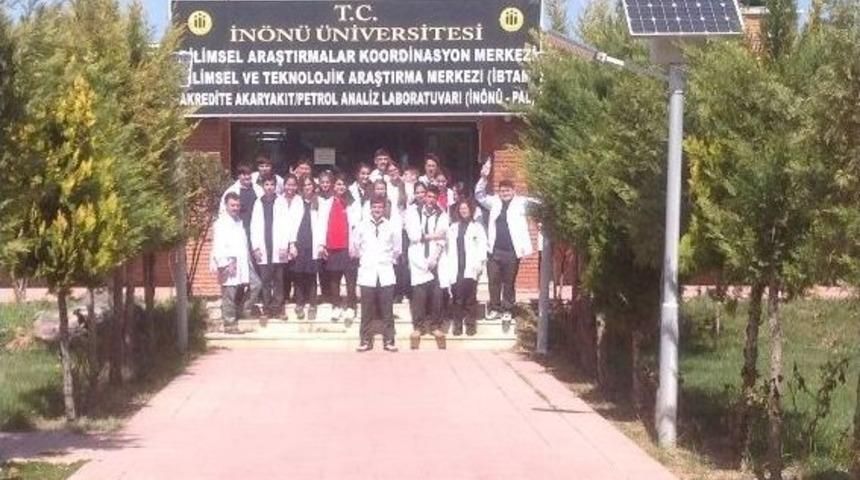 Liseli &Ouml;ğrenciler &Uuml;niversite Laboratuarı&rsquo;nda Eğitim G&ouml;rd&uuml;