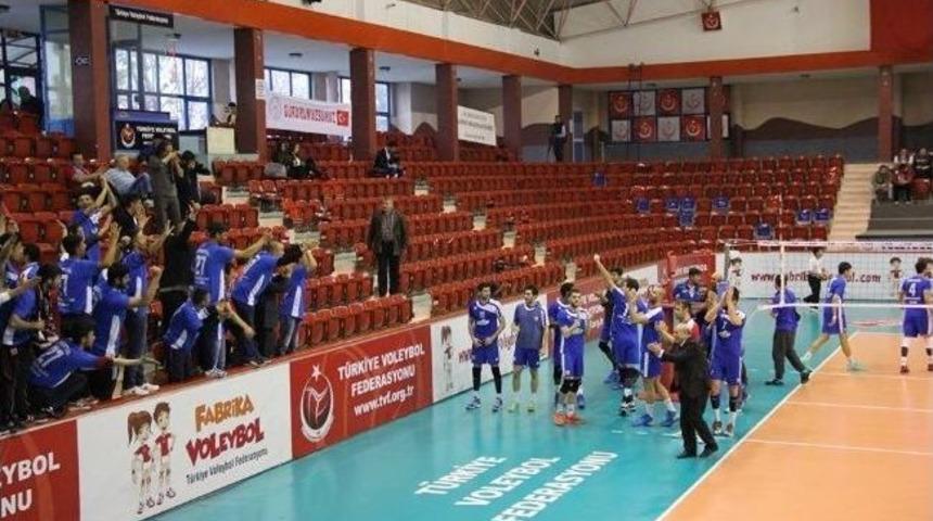 Filenin Şahinleri Finale G&ouml;z Kırptı