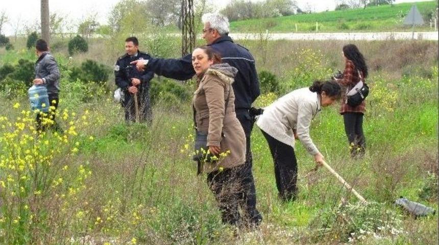 Polislerden Ağa&ccedil;lara Bakım