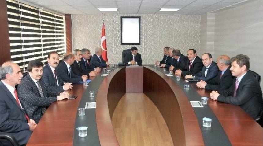 G&uuml;m&uuml;şhane İl Genel Meclisinde Komisyon Se&ccedil;imleri Yapıldı