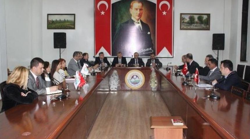 Keşan Belediye Başkanı &Ouml;zcan Birim Amirleri İle Toplantı Yaptı