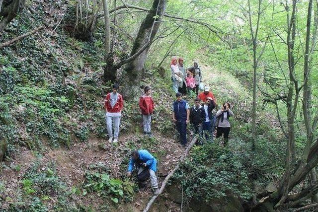 Temacılardan Doğa Yürüyüşü