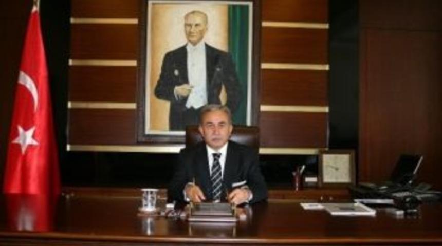 Vali B&uuml;y&uuml;k&rsquo;ten 1 Mayıs Emek Ve Dayanışma G&uuml;n&uuml; Kutlama Mesajı