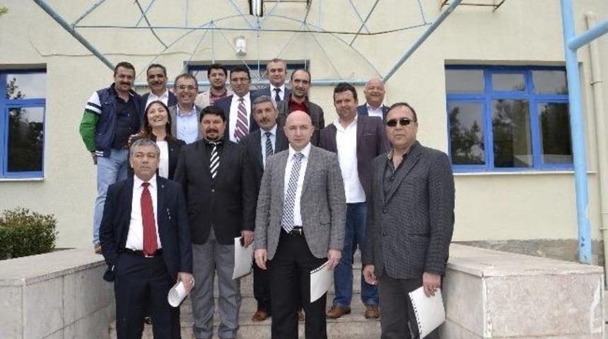 Mhp&rsquo;li Belediye Meclis &Uuml;yeleri Mazbatalarını Aldı