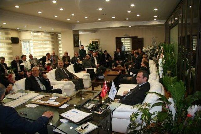 Ak Parti&rsquo;den, Başkan Dişli&rsquo;ye Ziyaret 1