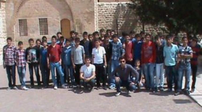 Hasankeyfli &Ouml;ğrenciler Mardin Gezisi İle Stres Attı