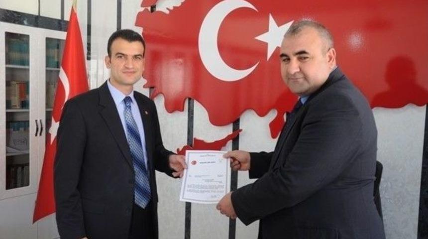 Hizan Kaymakamı Stk Temsilcilerini &Ouml;d&uuml;llendirdi