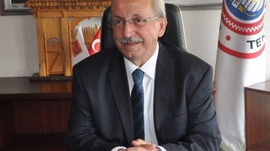 Tekirdağ'ın İlk B&uuml;y&uuml;kşehir Belediye Başkanı Kadir Albayrak Mazbatasını Aldı