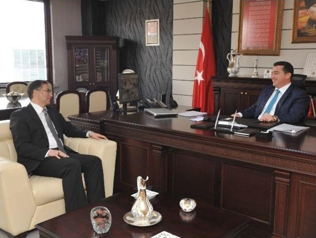 Kaymakam Şakalar&rsquo;dan Başkan Bakıcı&rsquo;ya Kutlama Ziyareti