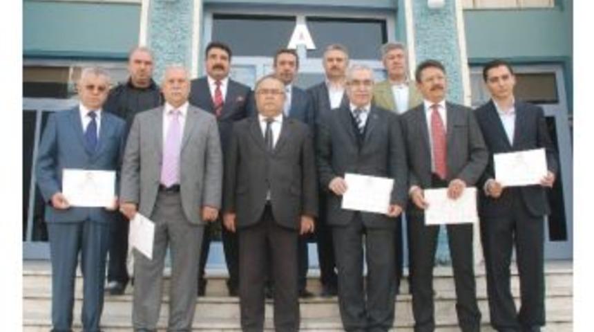 Mhp'li Efeler Meclis &Uuml;yeleri Mazbatalarını Aldı