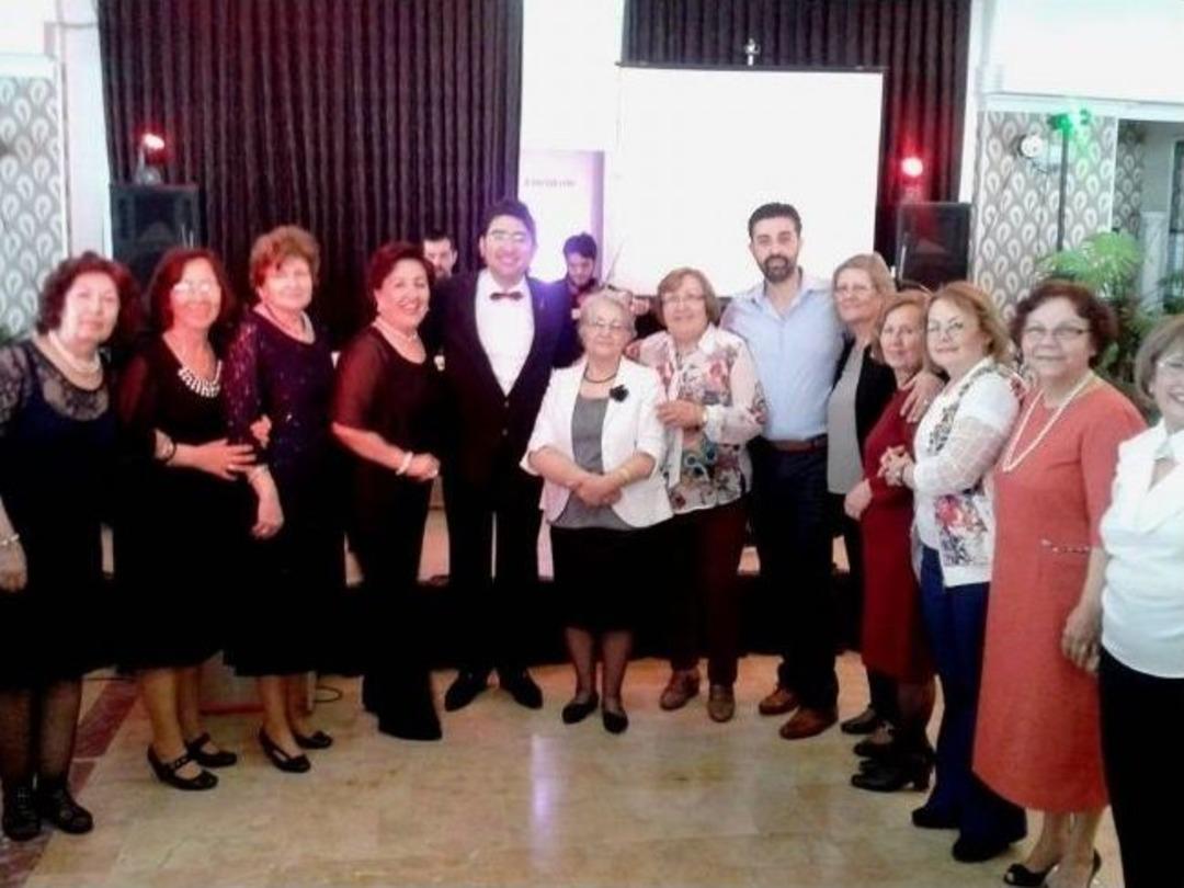 Kanseri Unutup Eğlendiler