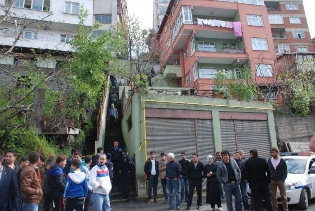 İşsiz Baba Cinnet Getirdi: 3 &Ouml;l&uuml;