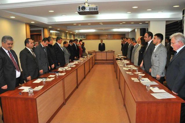 Akşehir Belediye Meclisi Ilk Toplantısını Yaptı