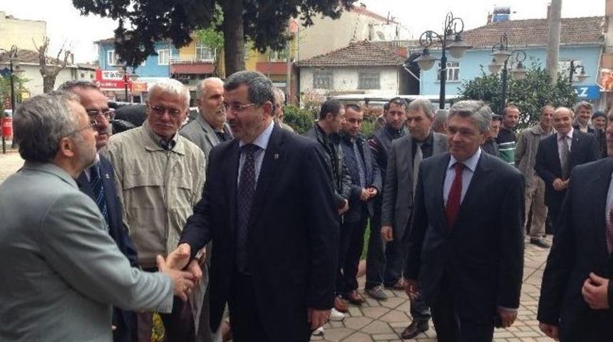 Ak Parti Genel Merkez Koordinat&ouml;r&uuml; Recep Yıldırım, Sakarya&rsquo;da Belediyeleri Ziyaret Etti