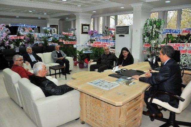 Başkan Akkaya&rsquo;ya Tebrik Ziyaretleri S&uuml;r&uuml;yor 2