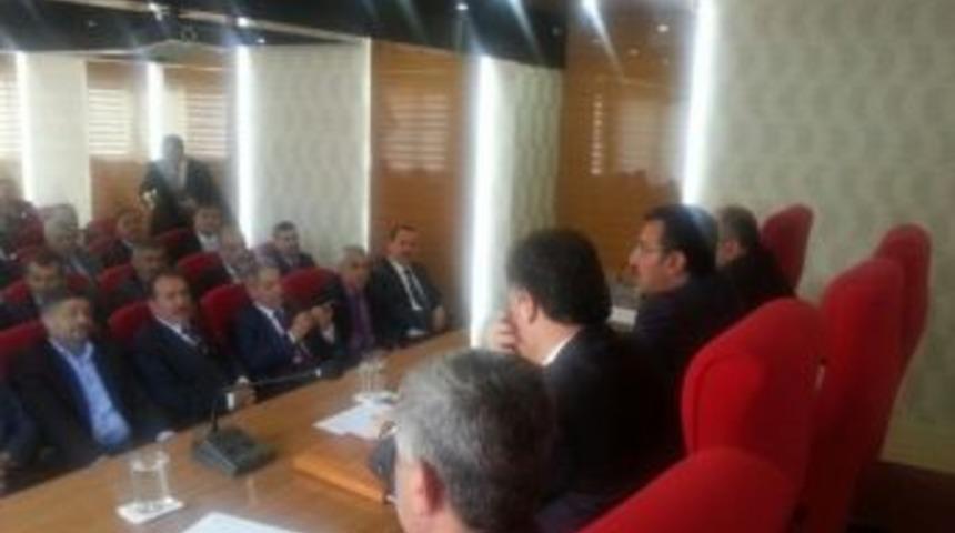 Ak Partili Meclis &Uuml;yeleri Toplandı