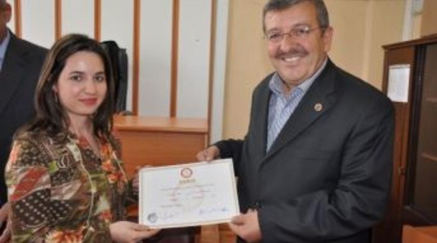 Başkan Baş Mazbatasını Aldı